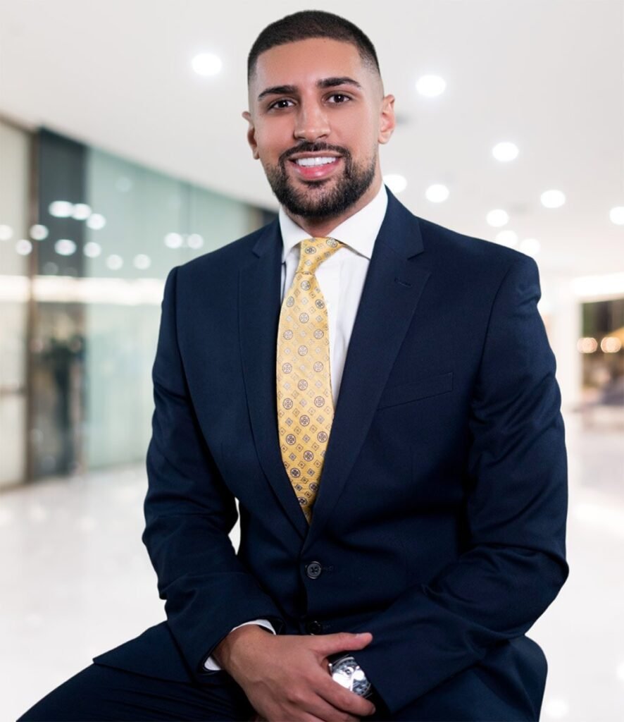 Karim Oualnan Team